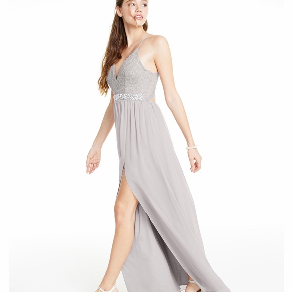 Lace & Chiffon Gown - Picture 3 of 5